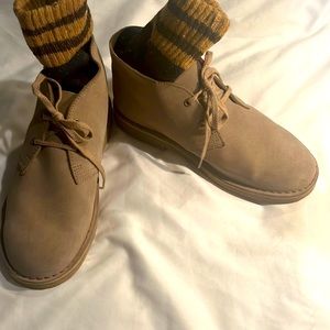 Clarks Tan Suede formal/casual shoes 2 1/2 Big Boy